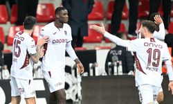 3 golle 3 puan: Trabzonspor Kayserispor deplasmanından galibiyetle döndü