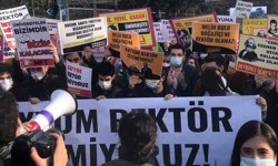 İzmir'de üniversite öğrencilerine operasyon: 1 gözaltı ve 18 öğrenci hakkında yakalama kararı!