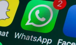 WhatsApp’a yeni özellik geliyor: Uzun mesajları okumaya son