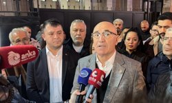 Tanal ve Akdoğan’dan adliye önünde açıklama: Bu siyasi bir operasyon