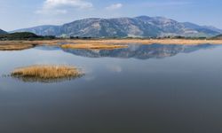 Neredeyse kurumuştu... İzmir'deki Pegasus Gölü yeniden su tutmaya başladı