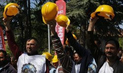 Açlık grevindeki madencilerin eylemi sürüyor