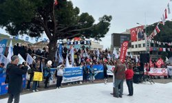 Bergama'da SOL Parti öncülüğünde halk yürüyüşü: Ortak mücadele mesajı verildi