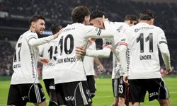Beşiktaş Antalyaspor'u ağırladı: 3 puanı 4 golle aldı