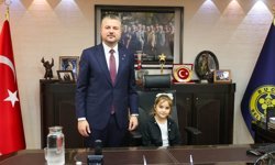 Buca’da başkanlık koltuğu minik Adasu’ya devredildi: Saha çalışmalarını inceledi