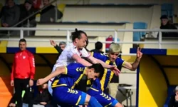 Küme düşen Bucaspor’dan şampiyona çelme