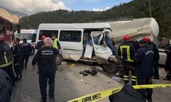 Burdur'da trafik kazasında çoğu tarım işçisi 7 kişi yaşamını yitirdi