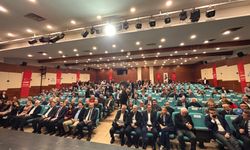 CHP’li isimden partisine İl Danışma Kurulu tepkisi: 500 kişilik salon dahi doldurulamadı