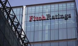 Fitch, Türkiye'nin kredi görünümünü pozitiften durağana çevirdi