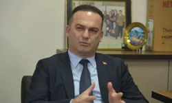 Taciz skandalıyla gündeme gelmişti: Hasbi Dede CHP’den ihraç edildi