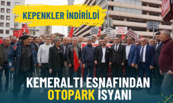 İzmir'de Kemeraltı esnafı Çankaya'daki katlı otoparkın kapatılmasını protesto etti: Kepenkler indirildi