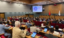 İzmir Büyükşehir Meclisi’nde yeni atamalar: CHP’de görev dağılımı netleşti