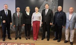 Konak’ta Makedonya rüzgarı esti: Başkan Mutlu, Enes İbrahim ve heyetini ağırladı