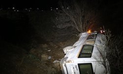 Maden işçilerini taşıyan minibüs devrildi: 2 kişi hayatını kaybetti