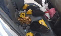 Manisa'da kuyumcudan hırsızlık yapan 3 zanlı tutuklandı