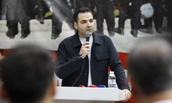 CHP Gençlik Kolları Genel Başkanı Meslek Fabrikası direnişinde: Burası yoksullukla mücadele fabrikasıdır