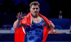 Yaşayan efsane Rıza Kayaalp'ten Arnavutluk'ta tarihi şampiyonluk