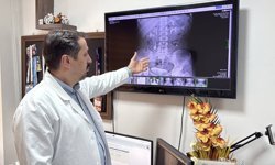 İdrar kanalından 51 taş çıkarıldı!