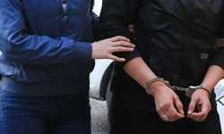 İzmir'de aranan hükümlü gelinlikçide çalışırken yakalandı: Ölen kız kardeşinin kimliğini kullanıyormuş