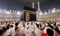 Umrede mağdur oldular: Tur şirketi iflas etti, yüzlerce kişi mahsur kaldı!