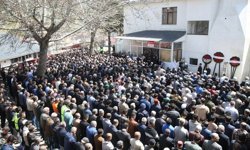 Okul saldırısında hayatını kaybedenler son yolculuğuna uğurlandı