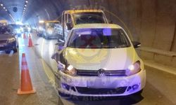 İzmir Emniyeti trafik için uyardı: Bayraklı Tünelleri'nde iki ayrı kaza var!