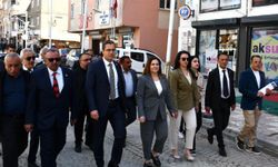 Yücel'den Hakkari'ye ziyaret: 27 gün boyunca kaderine terk edildi!