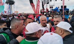 İzmir’de 1 Mayıs’taki protestonun perde arkası: Kahrolsun işçi düşmanları sloganı neden atıldı?