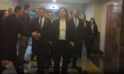 Bugün rozet takacak... Köksal AKP Genel Merkezi'nde!