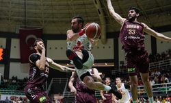 Göz-Göz play-offlarda 'devam' dedi: Seriyi Bandırma'ya taşıdı