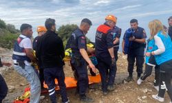 İzmir'de yüksekten düşerek mahsur kalan jandarma personeli kurtarıldı