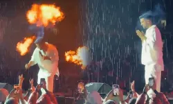 İzmir konserinde korku dolu anlar... Tan Taşçı'nın yüzü alev aldı