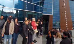 Bayraklı'da TİS protestosu: Emekçiler sesini Başkan Önal'a duyurmaya çalıştı