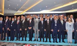 CHP’li Aytekin’den belediye başkanlarının parti değiştirmesine tepki: Bunun adı ihanettir!