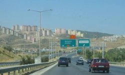 İzmir Çevre Yolu polemiği: CHP’li Yavuzyılmaz’dan AKP’li İnan’a belgeli yanıt