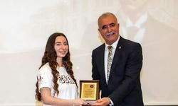 Hasan Tahsin'in adı İzmir'de şiirlerle yaşatılıyor: Milli Mücadele dizeleri ödüllendirildi