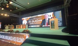 İzmir’de esnaf seçiminde siyaset ringi!