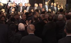 TBB seçiminde İmamoğlu'nun mektubu okununca AKP'liler kavga çıkardı