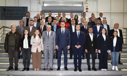 CHP İzmir İlçe Başkanları bir araya geldi.. İl Başkanı Güç: Sorunları kapsamlı şekilde değerlendirdik