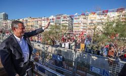 İzmir Valiliği’nden Cumhuriyet Meydanı’ndaki Özel mitingine veto: Yeni adres gösterildi