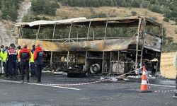 İzmir-Antalya otobüsü Denizli'de bariyere çarpıp yanmıştı: Yaralanan 17 kişi taburcu edildi