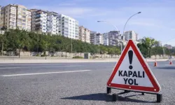 Yol çatladı... Seferihisar'a giden yol kapatıldı