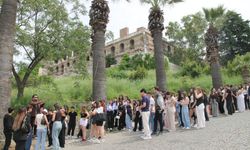 Manisalı vatandaşlardan Efes Selçuk'a gezi ziyareti
