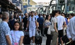 İzmir'e bayram yolculuğunda fahiş fiyat: Bilet bulamayan ODTÜ'lü öğrenci anlattı