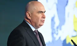 Romanya’da hükümet düştü!