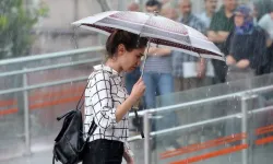 Meteoroloji uyardı: Sıcaklık düşüyor, sağanak yağış geliyor!