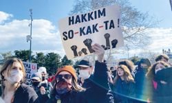 Saraçhane protestolarında yazılama yapan öğrencilere hapis cezası