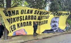 Sırrı Süreyya Önder ölümünün 1’inci yılında mezarı başında anıldı: Bizi barışa inandırdı