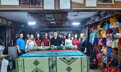 Tireli öğrenciler keçecilik el sanatını öğrendi