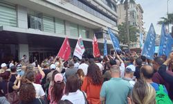 Bayraklı’dan Karşıyaka emekçilerine destek: Belediye yönetimi ile toplantı başlıyor